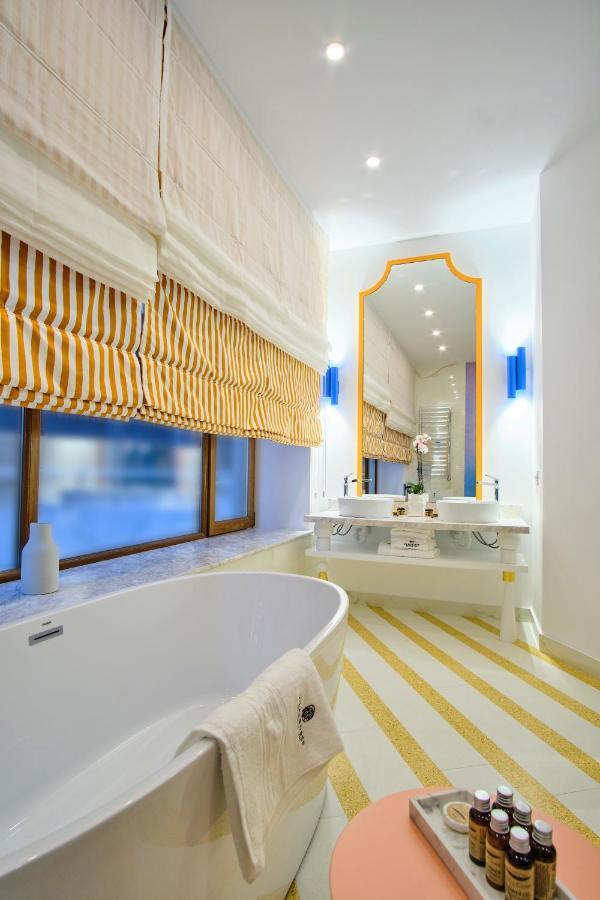 Vilacrosse Boutique Inn Bucharest Luaran gambar